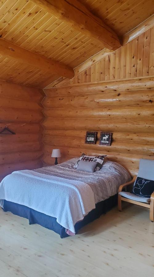 Rocky Mountain Escape Dome & Log Cabin Rentals - Rock Lake Rock Lake Lodge Provincial Park Экстерьер фото